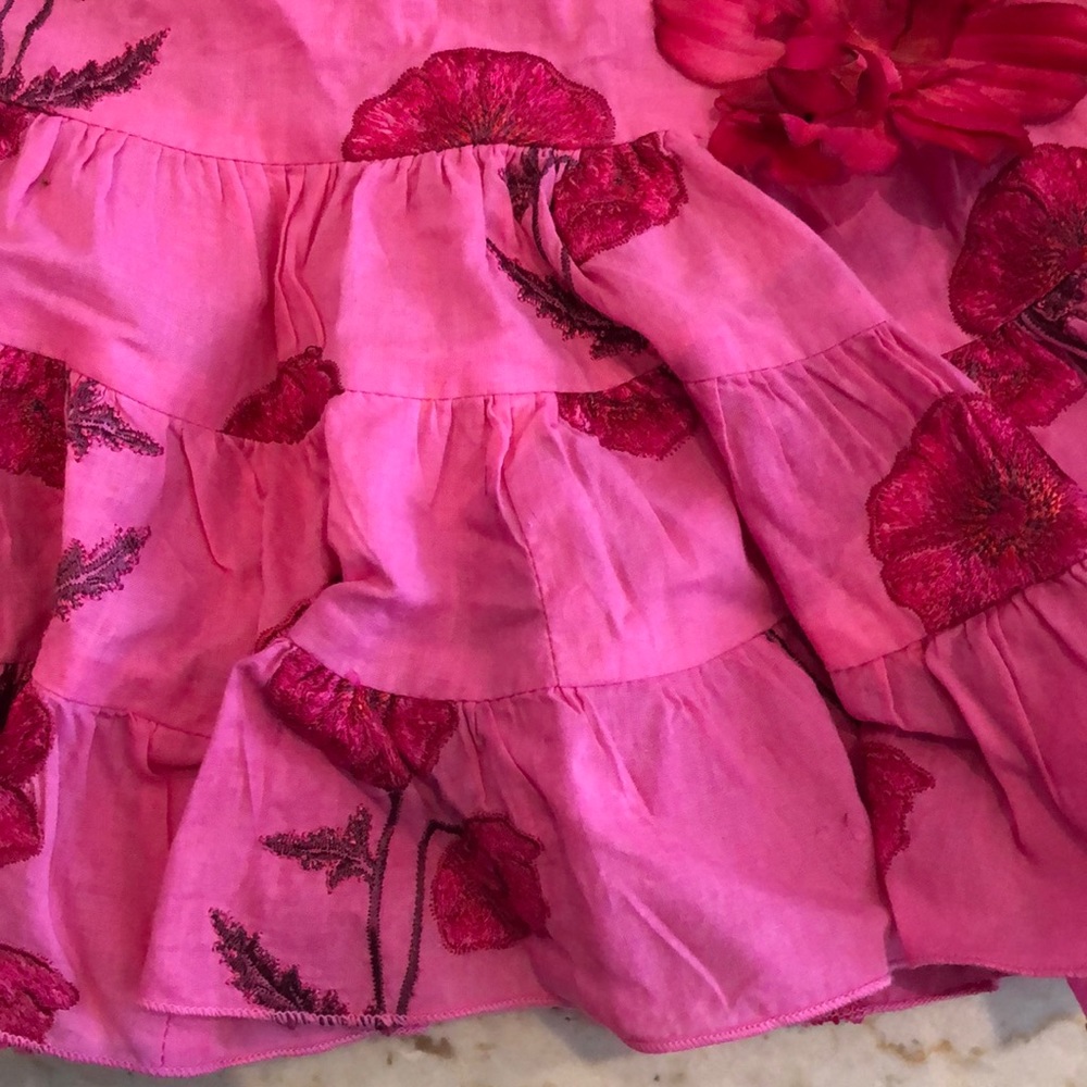 Pink sundress with embroidered flowers - Picture 4 of 4